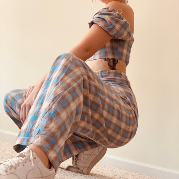 FashionNova Two Piece Blue and Tan Plaid Pant Set - Picture 2 of 3